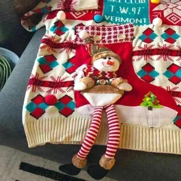 Long Legs Snowman☃️ Christmas “Not That Ugly” Sweater - Picture 3 of 7